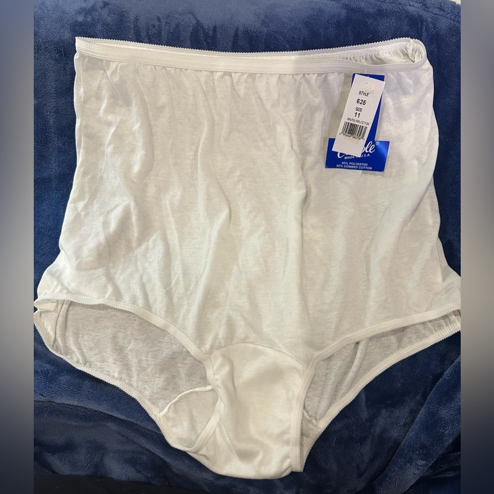 NEW CAROLE Sz 11 Panties Undies Flattering Fit Cotton Brief Style 625 White USA